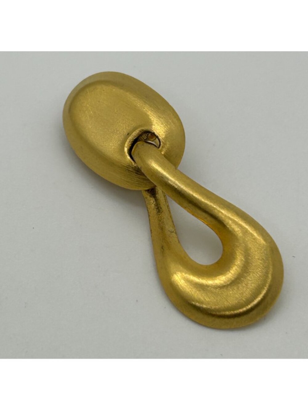 Vintage Teardrop Dangle Clip-On Earrings Gold Tone Brushed Modernist Statement - Picture 5 of 9